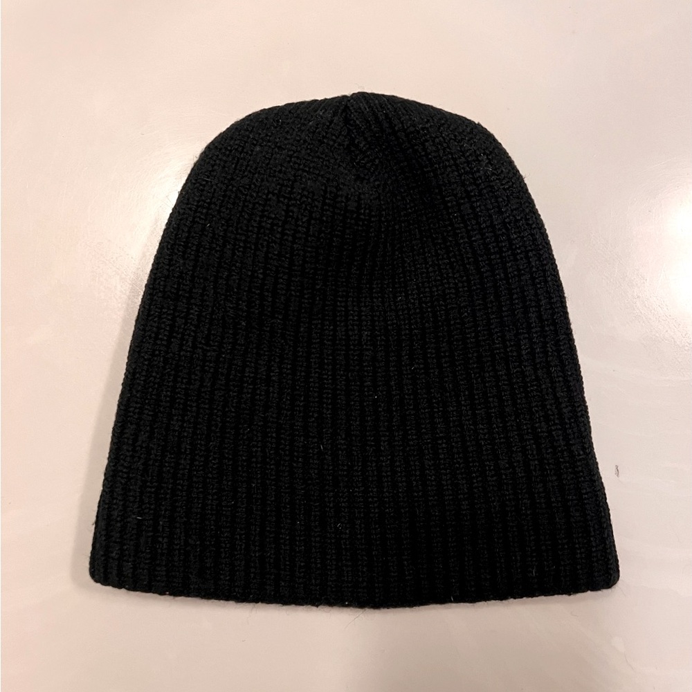 Kid’s Small Wool Black Ribbed Knit Beanie